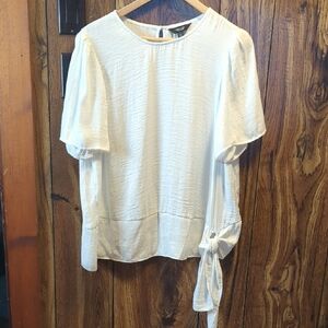 Simply Vera Vera Wang White Blouse Woman's with Tie Detail Size XL